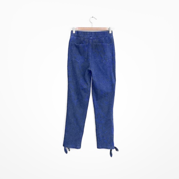 Isaac Mizrahi Live! Stretch Knit Denim Crop Jeans - Picture 3 of 5